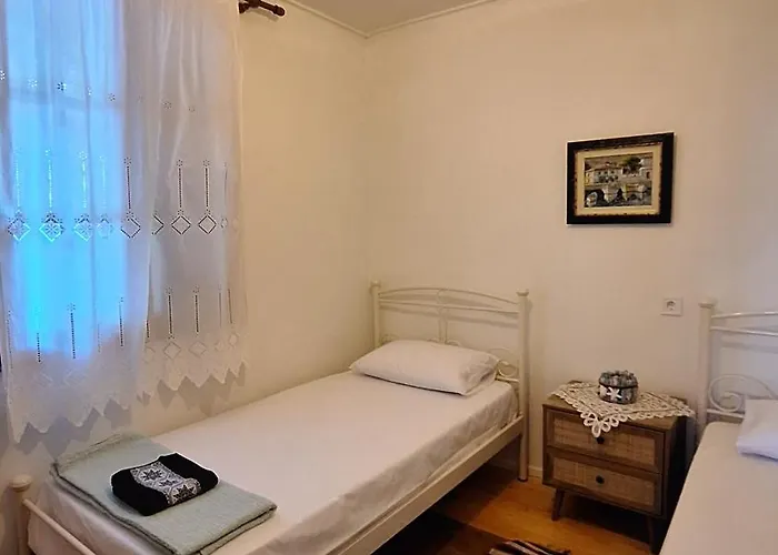 Villa Rouga Perachorion