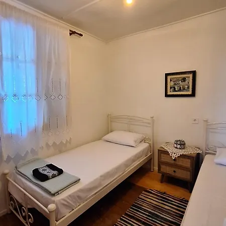 Villa Rouga Perachori