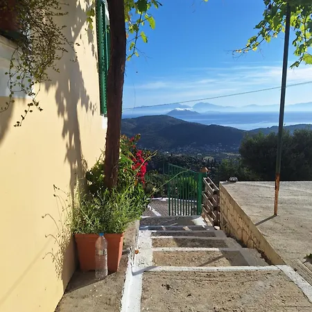 Rouga Villa Perachori